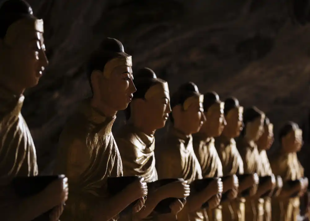 Buddhist Days of Observance in the Tiantai Tradition